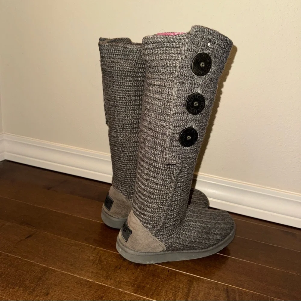 UGG Boots Gray Cardy Sweater Tall or Short Boots Size 7 - Picture 11 of 16